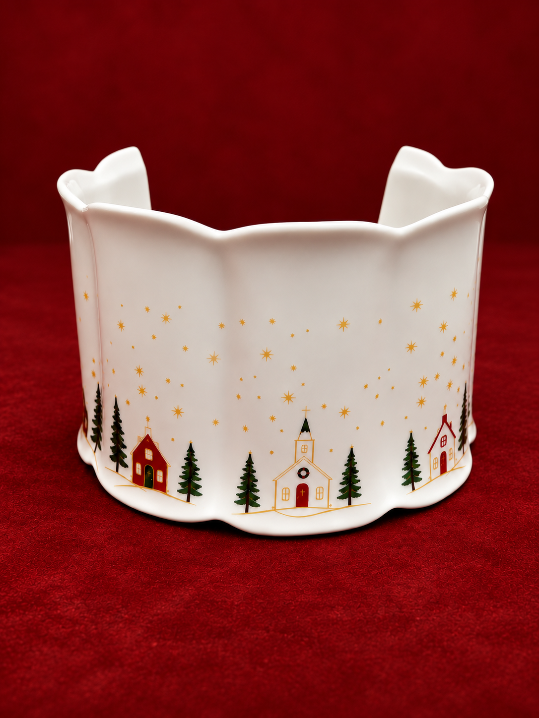Vila de Natal em porcelana com panetoneira